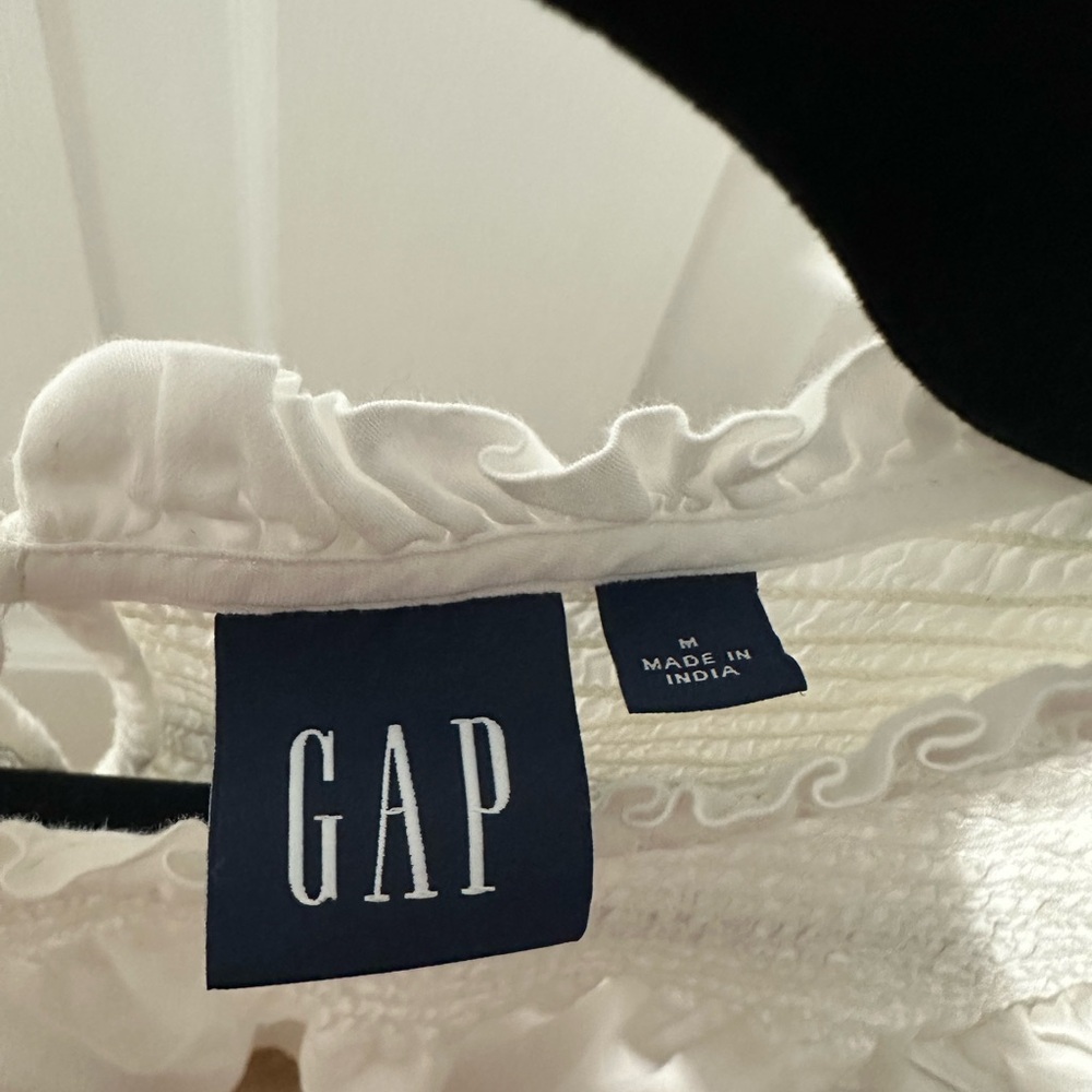 GAP White Ruffle Blouse - Picture 4 of 4